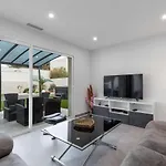 Villa T4 Climatisee Avec Jardin, Jacuzzi Et Free Wifi A 600 M De La - Fr-1-423-234