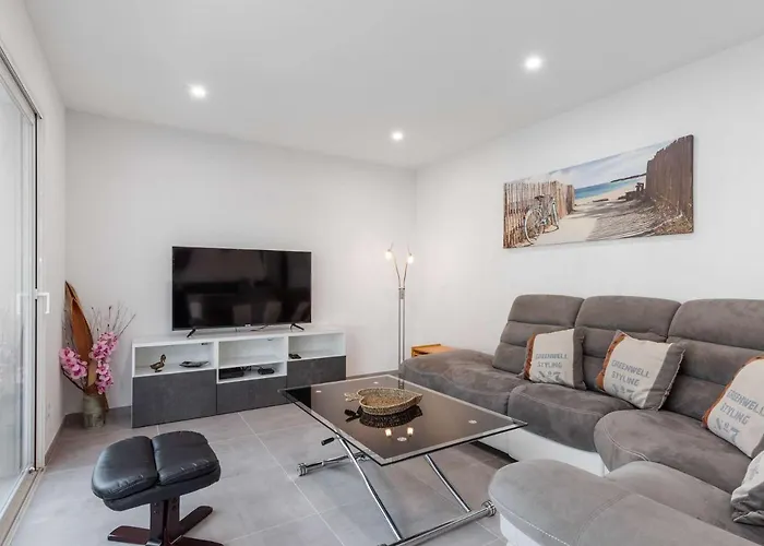 빌라 T4 Climatisee Avec Jardin, Jacuzzi Et Free Wifi A 600 M De La - Fr-1-423-234